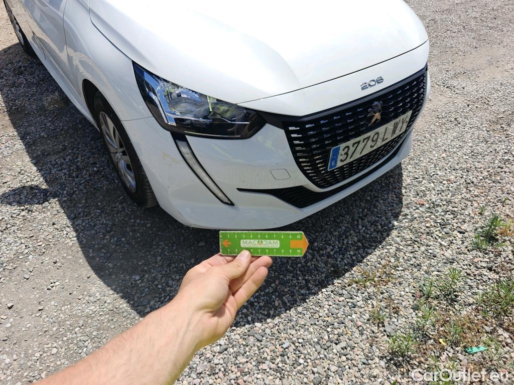  Peugeot  208 PEUGEOT  / 2019 / 5P / berlina con portón BlueHDi 73kW (100CV) Active (CM) #19