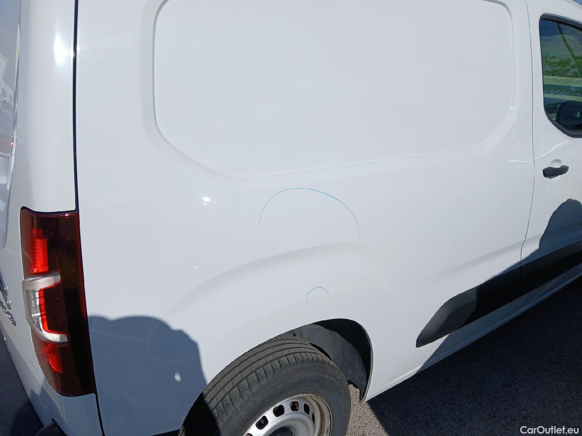  Citroen  Berlingo CITROEN  / 2018 / 4P / furgón derivado de turismo Talla M BlueHDi 100 #22