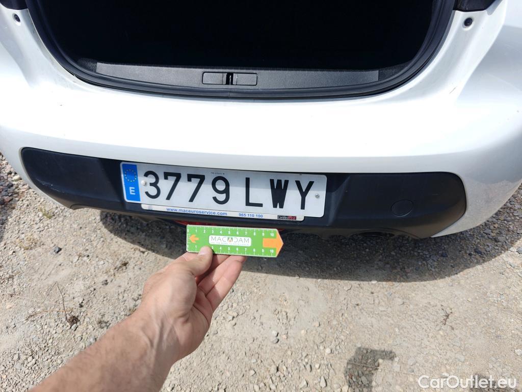  Peugeot  208 PEUGEOT  / 2019 / 5P / berlina con portón BlueHDi 73kW (100CV) Active (CM) #11