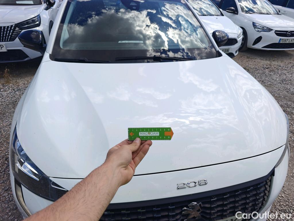  Peugeot  208 PEUGEOT  / 2019 / 5P / berlina con portón BlueHDi 73kW (100CV) Active (CM) #28