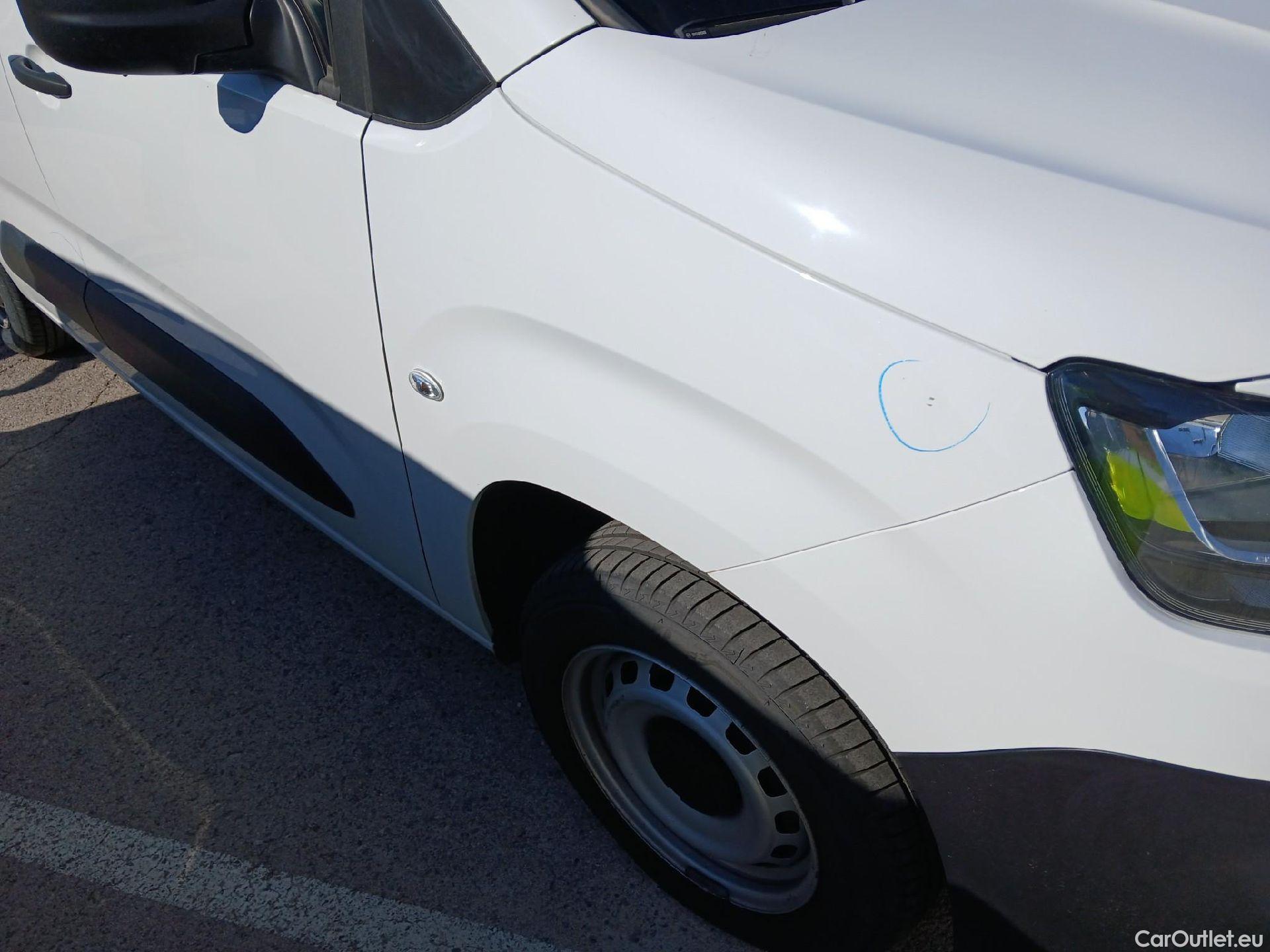  Citroen  Berlingo CITROEN  / 2018 / 4P / furgón derivado de turismo Talla M BlueHDi 100 #26