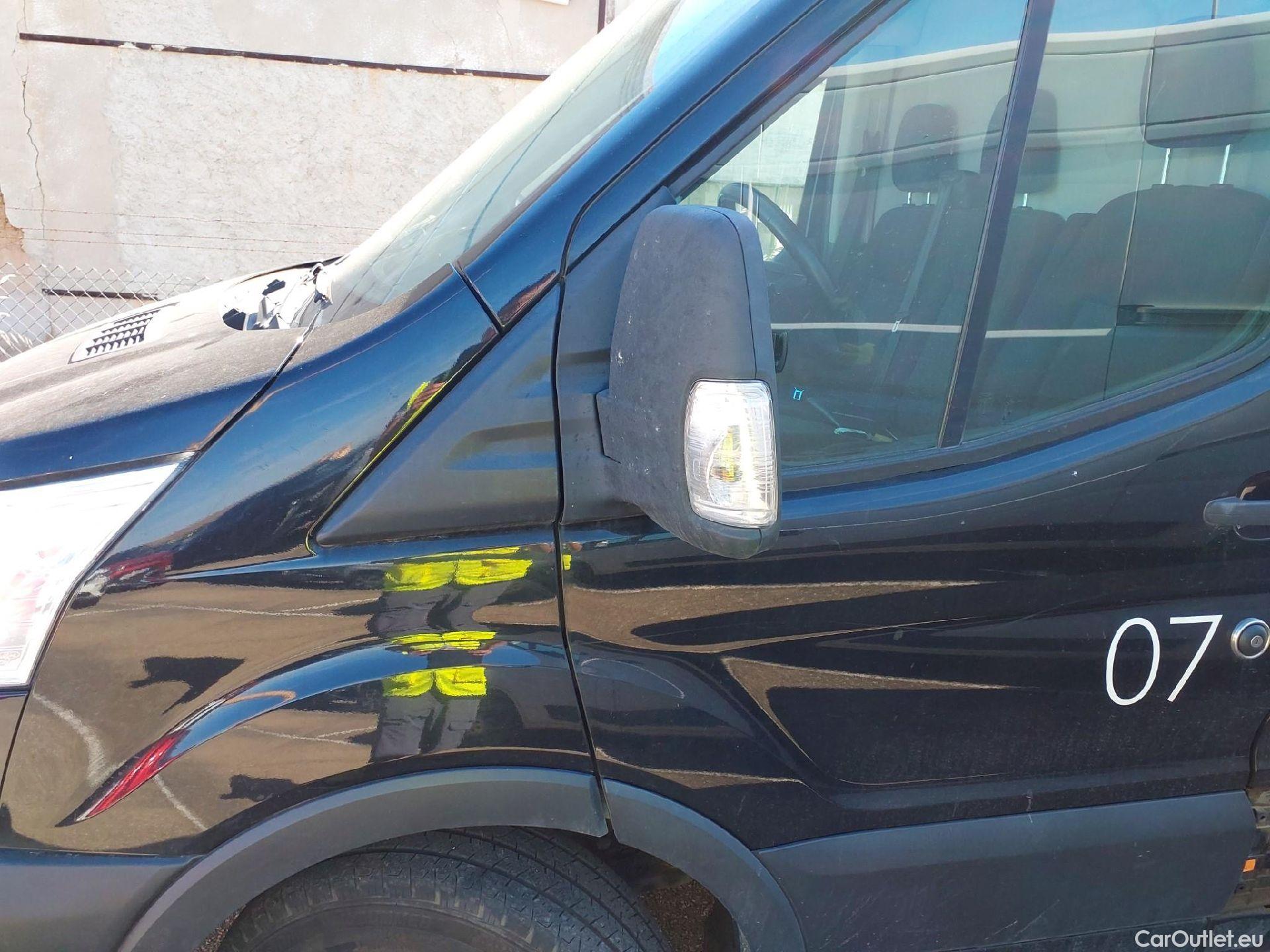  Ford  Transit FORD  / 2013 / 4P / furgón 350 96kW L2H2 Van Trend FWD #12