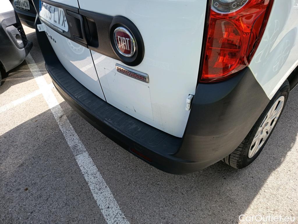  Fiat  Doblo FIAT Doblò Cargo/2015/4P/furgón derivado de turismo Cargo SX 1.6 Mjet 66kW (90CV) (AC) #14