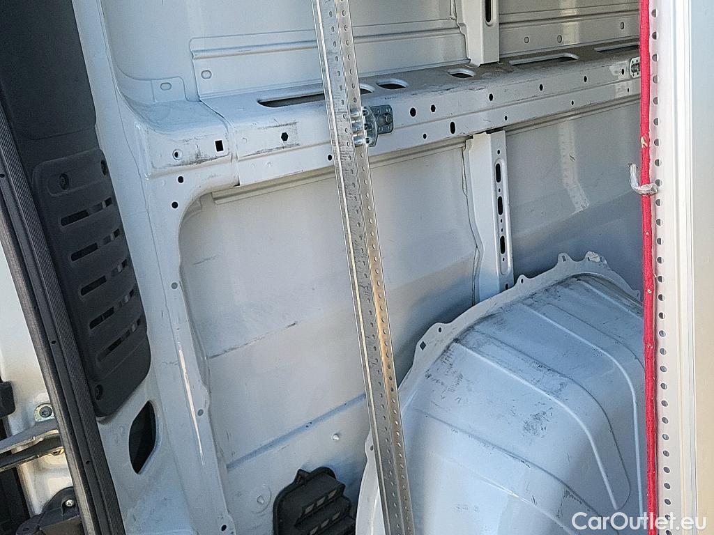  Fiat  Ducato FIAT  / 2014 / 4P / furgón 35 L3H2 Multijet (103 kW) #11