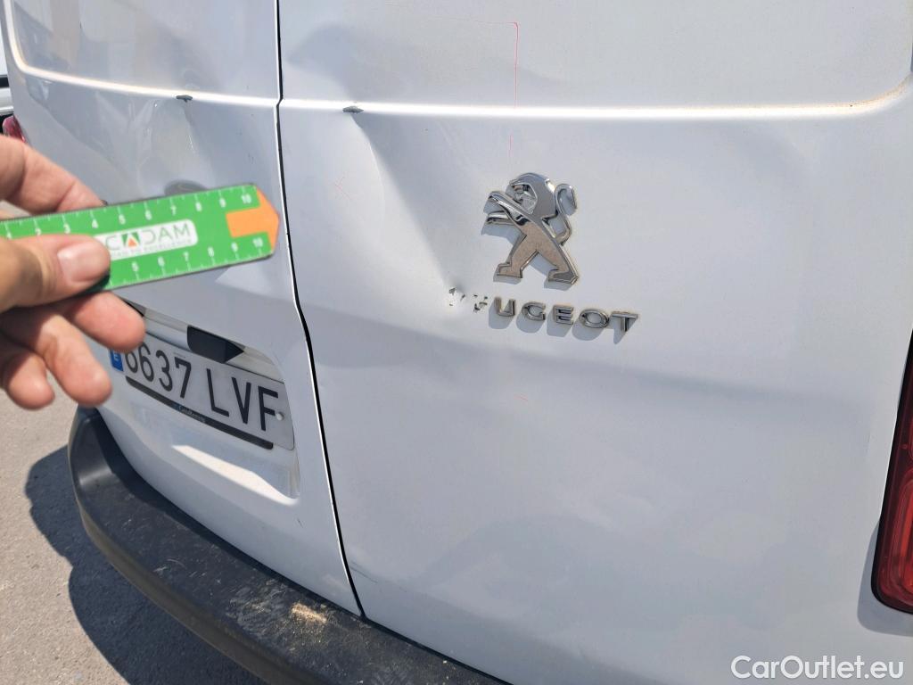  Peugeot  Expert PEUGEOT  / 2016 / 4P / furgón Furgón Premium 1.5 BlueHDi 100 Standard (AC) #74
