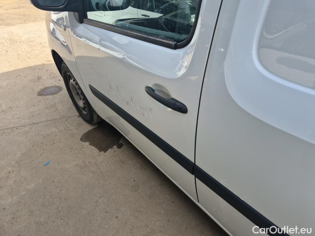  Renault  Kangoo RENAULT  Furgón/2013/3P/furgón derivado de turismo Profesional dCi 55 kW (75 CV) #35