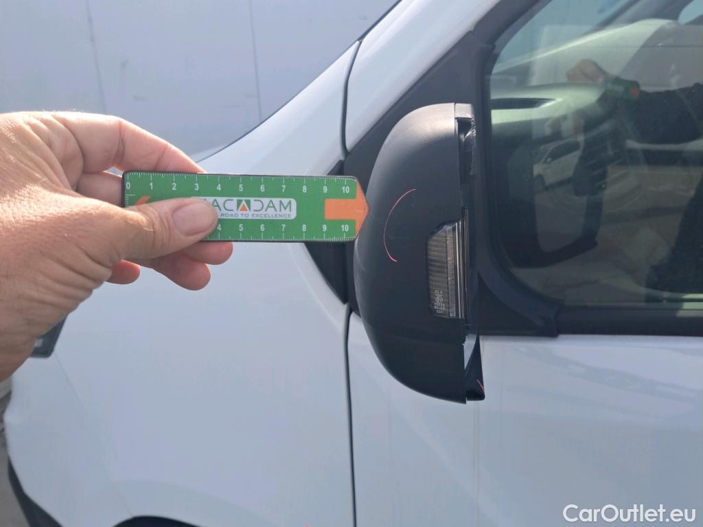  Renault  Trafic RENAULT  L1H1 Blue dCi 150 CV #11