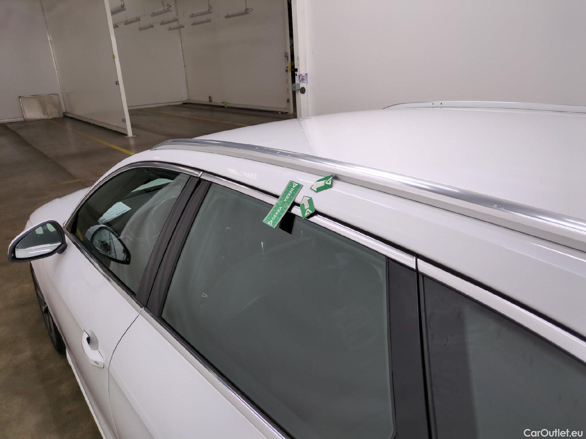  Audi  A4  Avant 30 TDI Business Line 2.0 TDI 135CV BVA7 E6dT #48