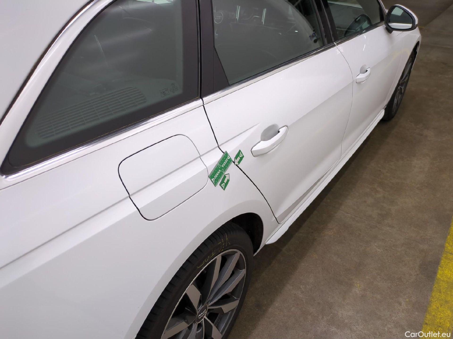  Audi  A4  Avant 30 TDI Business Line 2.0 TDI 135CV BVA7 E6dT #24
