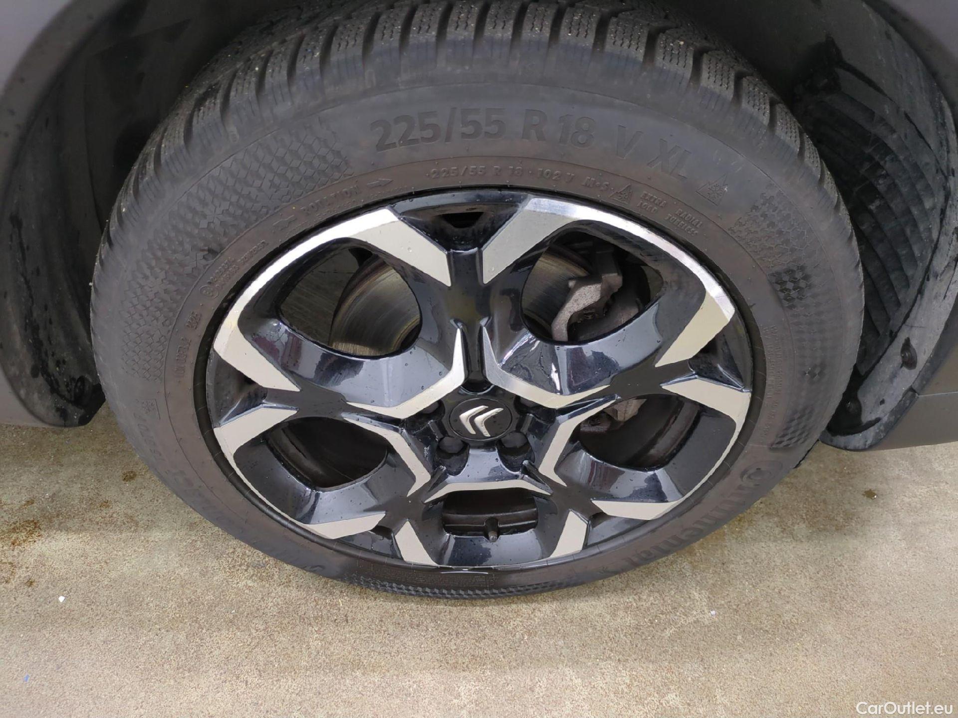  Citroen  C5 Aircross CITROEN  / 2022 / 5P / SUV BlueHDi 130 S&S EAT8 Feel Pack #1