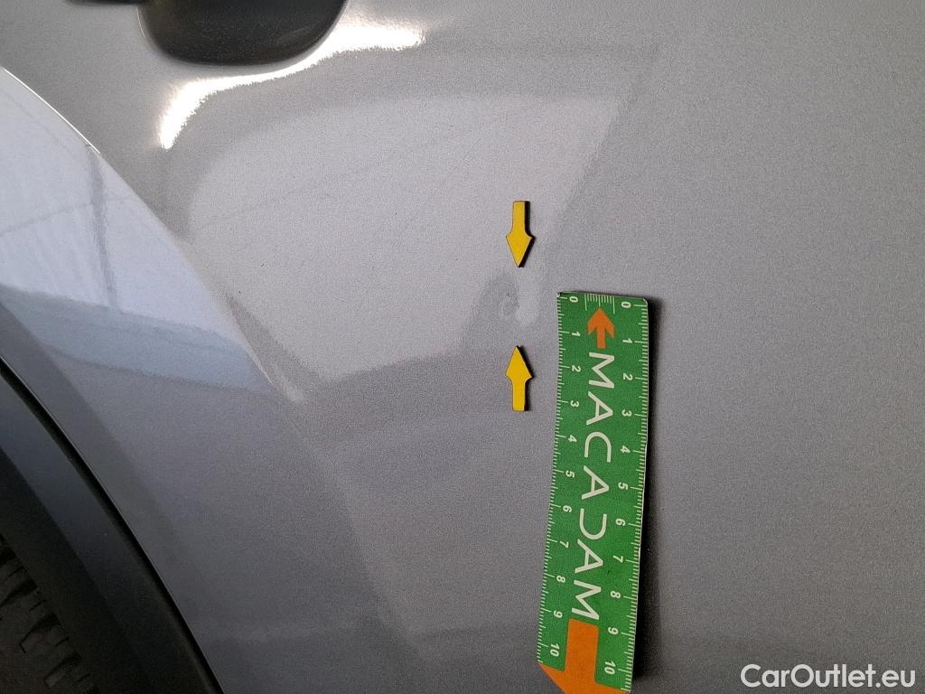  Citroen  C4  Berline Feel Pack 1.2 PureTech 130CV BVA8 6E #116