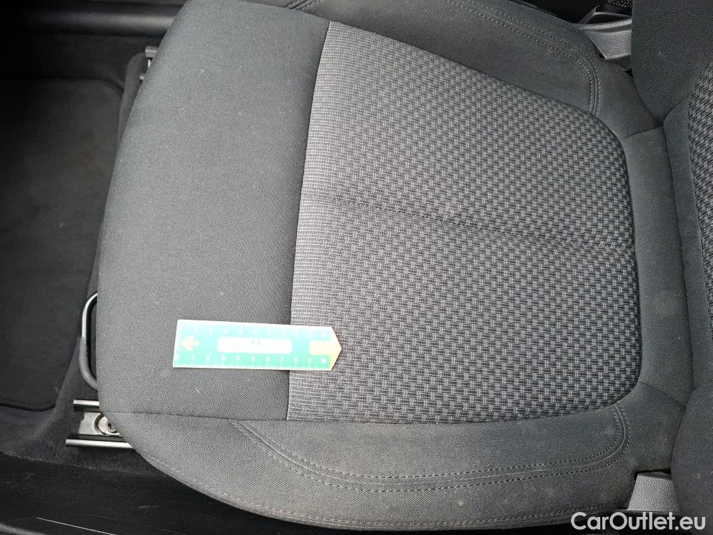  Bmw  X1 BMW  / 2019 / 5P / SUV sDrive16d Business Design DKG7 #36