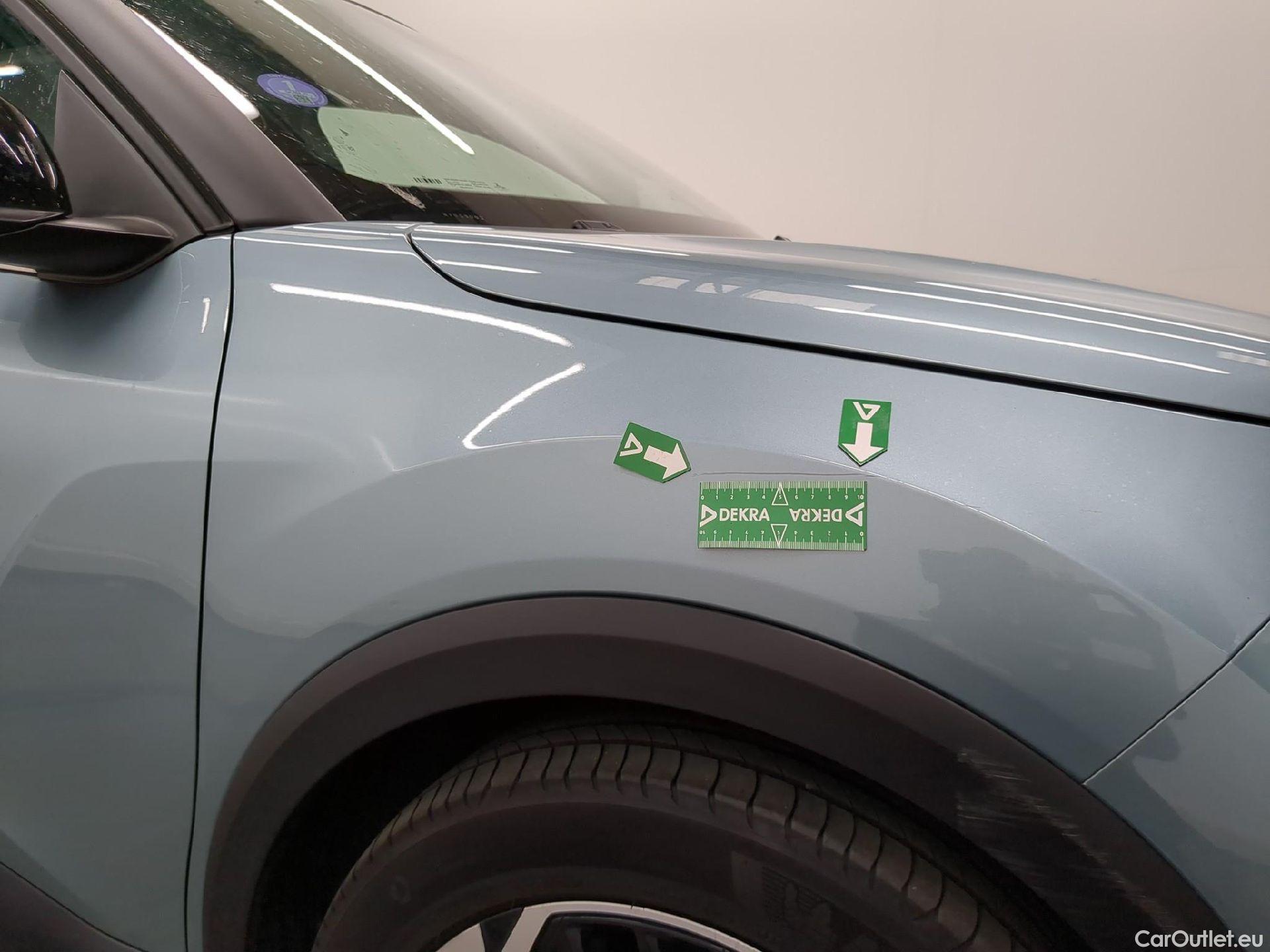  Citroen  C4  Berline Shine Pack 1.2 PureTech 130CV BVA8 E6d #2