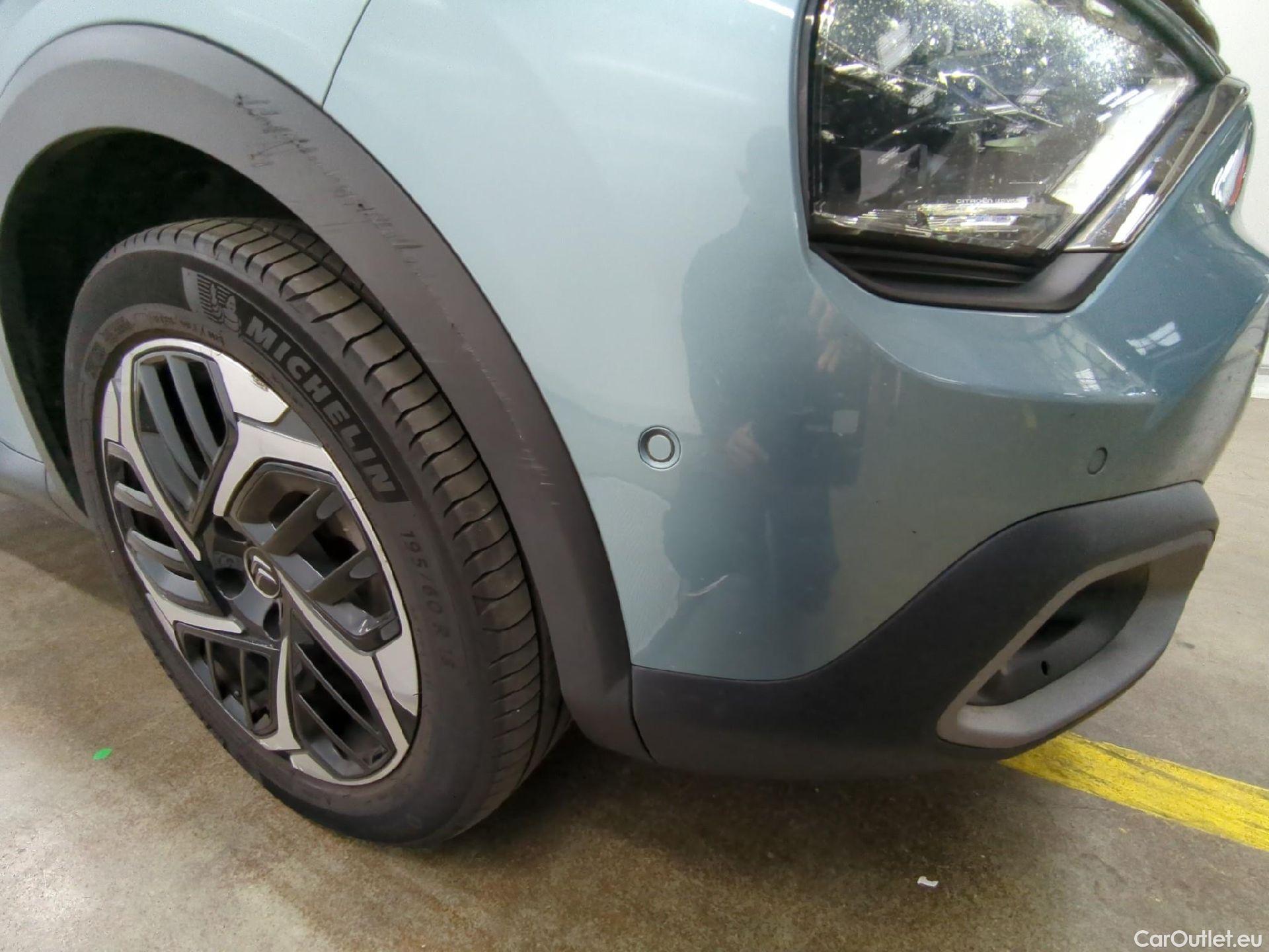  Citroen  C4  Berline Shine Pack 1.2 PureTech 130CV BVA8 E6d #33