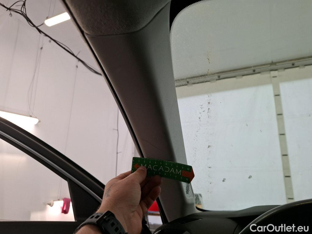  Citroen  C4  Berline Feel Pack 1.2 PureTech 130CV BVA8 6E #111