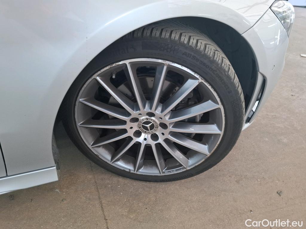  Mercedes  CLA-Klasse MERCEDES-BENZ CLA Coupe / 2019 / 4P / Coupé CLA 200 AMG Line BA7 #21