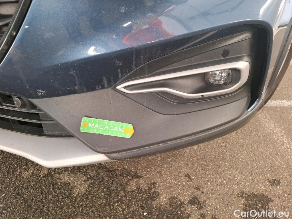  Ford  Focus FORD  SW / 2018 / 5P / Crossover 1.0 Flexifuel hybrid 125 Active Business #51