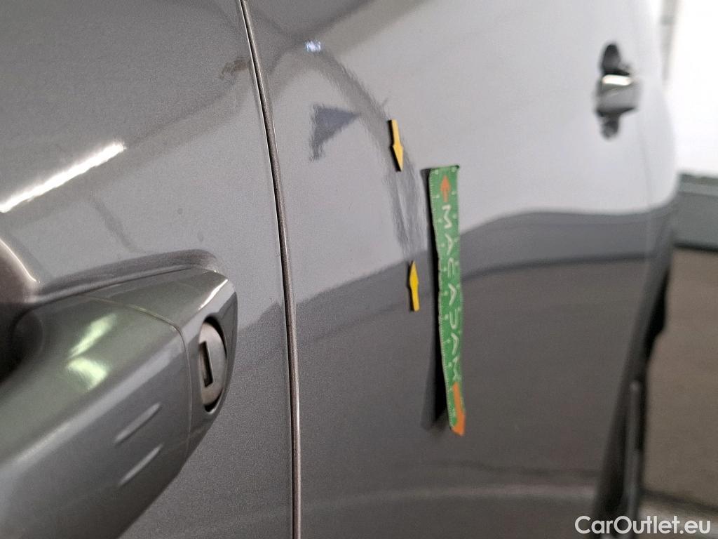  Peugeot  3008 PEUGEOT  / 2020 / 5P / SUV PureTech 180 S&S EAT8 GT Pack #55