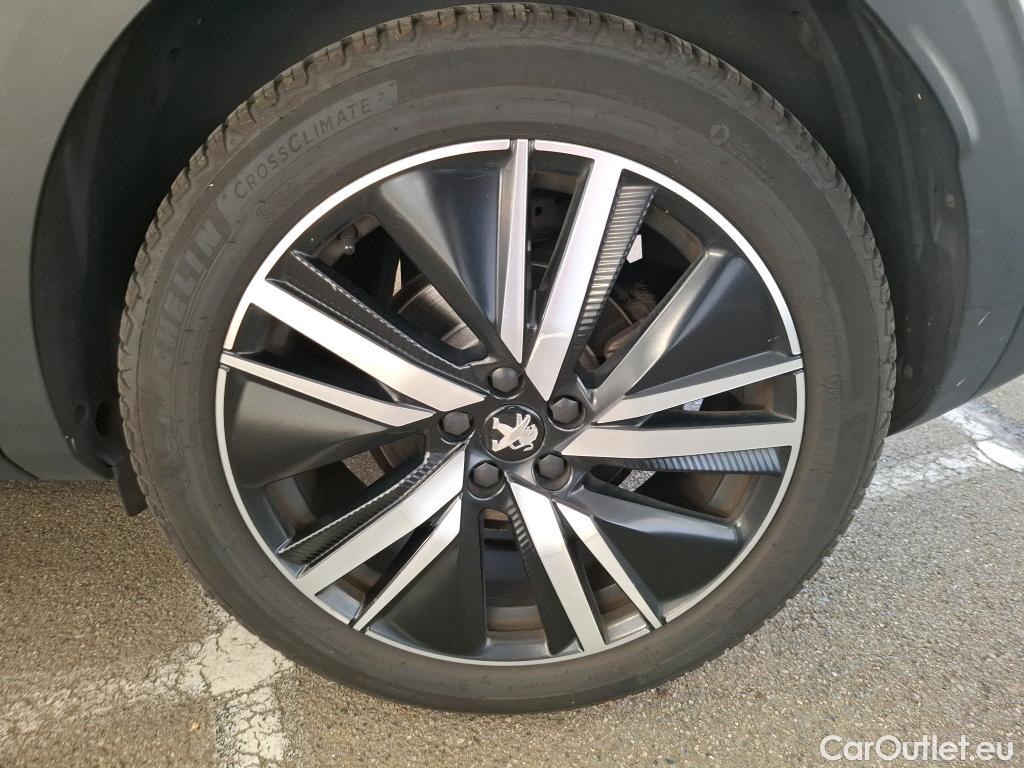  Peugeot  3008 PEUGEOT  / 2020 / 5P / SUV PureTech 180 S&S EAT8 GT Pack #60