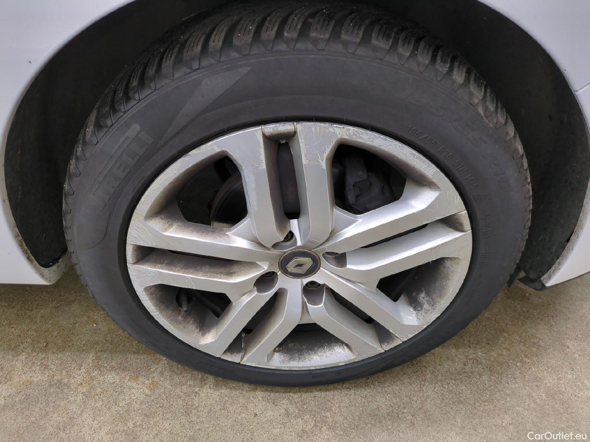  Renault  Clio  IV Business 0.9 TCe 90CV BVM5 E6 #5