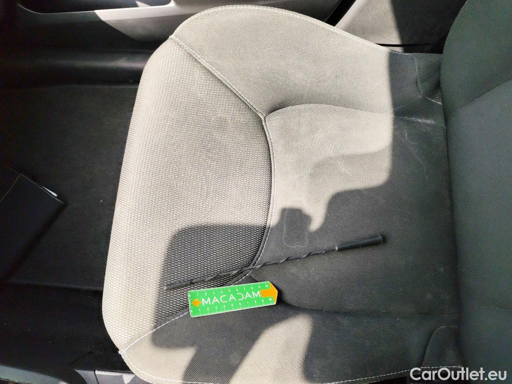  Renault  Clio  IV Business 0.9 TCe 90CV BVM5 E6 #22