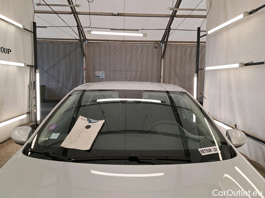  Renault  Clio RENAULT  / 2019 / 5P / Berline Business E-TECH 140 -21 #1