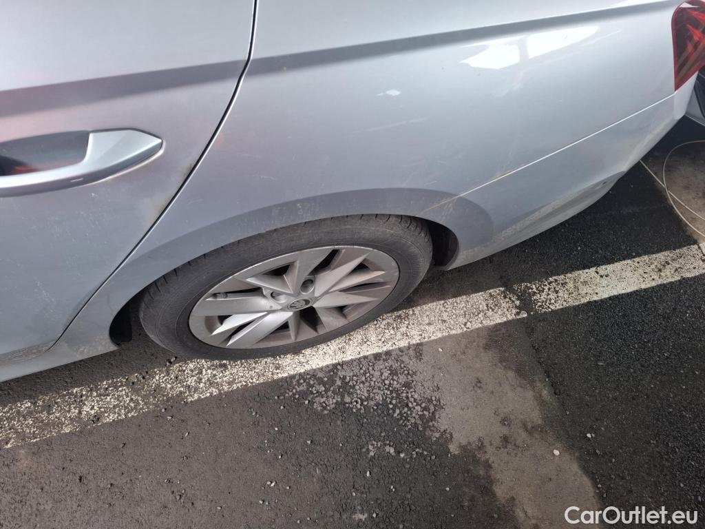  Skoda  Octavia  Combi Style 2.0 TDI 150CV BVA7 E6dT #13