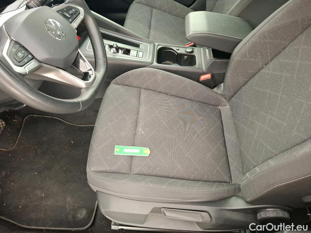  Volkswagen  Golf  VOLKSWAGEN / 2020 / 5P / Berline 1.5 ETSI OPF 130 DSG7 LIFE PLUS #5