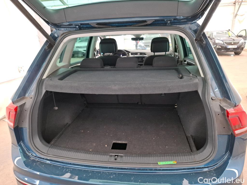  Volkswagen  Tiguan VOLKSWAGEN  / 2020 / 5P / SUV 2.0 TDI 150 DSG7 Life Business #13