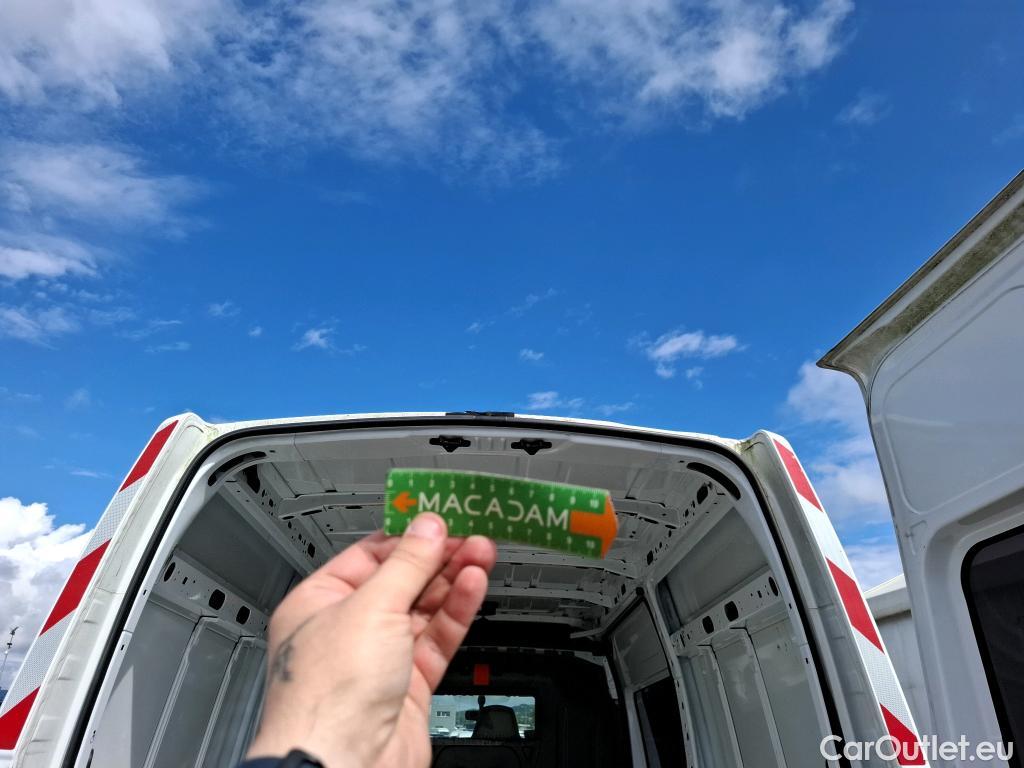  Renault  Master  III Fourgon L2H2 3 5 Grand Confort dCi #29