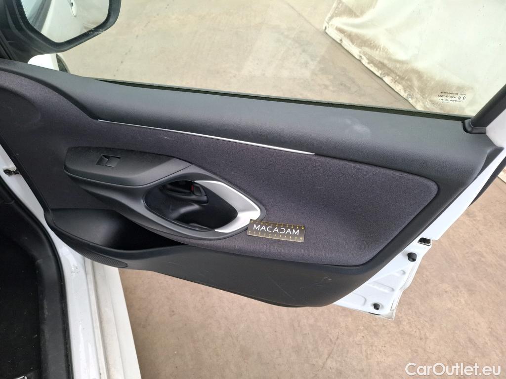  Toyota  Yaris  Hybride Affaires / 2019 / 5P / Berline / VU 1.5 Hybride 116h Dynamic Business #41