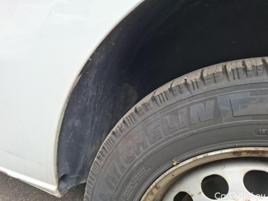  Citroen  Jumpy  Fourgon Club M 2.0 BlueHDi 120CV BVM6 E6dT #125