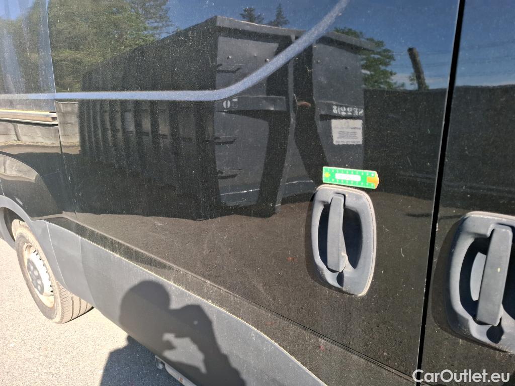  Iveco  Daily IVECO  VU 4p Fourgon 2.3 35S16 V11 H2 3520 #48