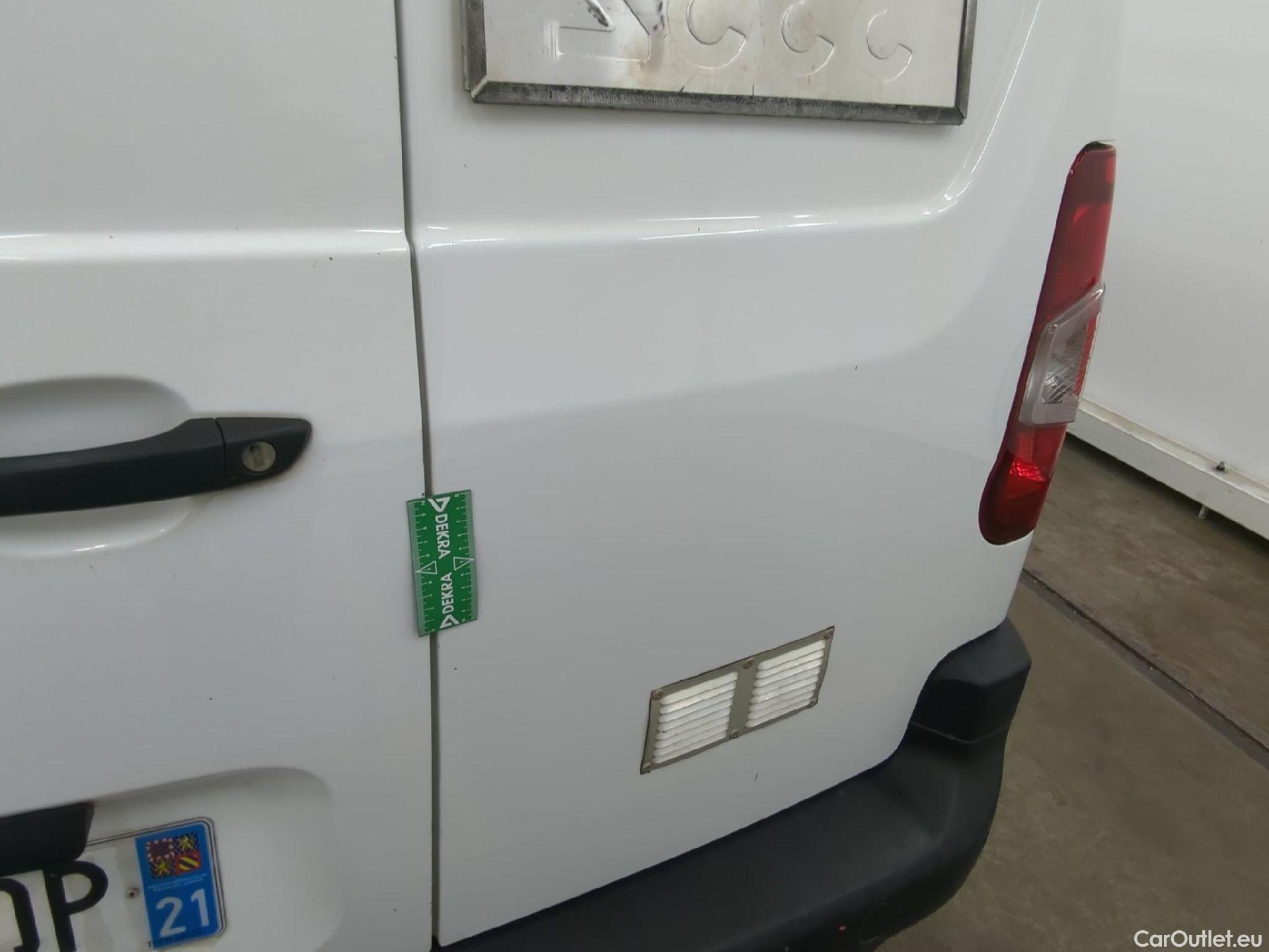  Citroen  Berlingo  Fourgon Club M 650 1.5 BlueHDi 100CV BVM5 E6dT #31