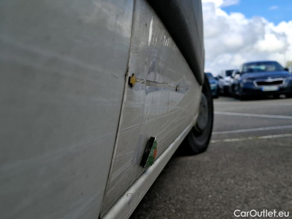  Renault  Master  III Fourgon L2H2 3 5 Grand Confort dCi #14