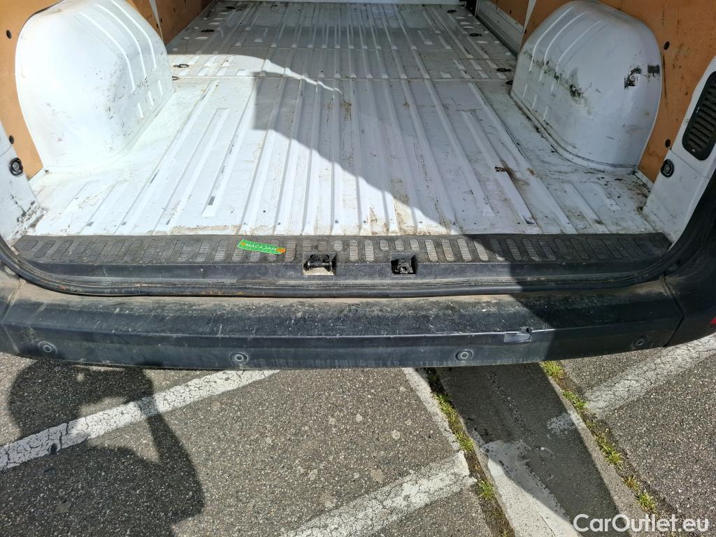  Renault  Master  III Fourgon L2H2 3 5 Grand Confort dCi #67