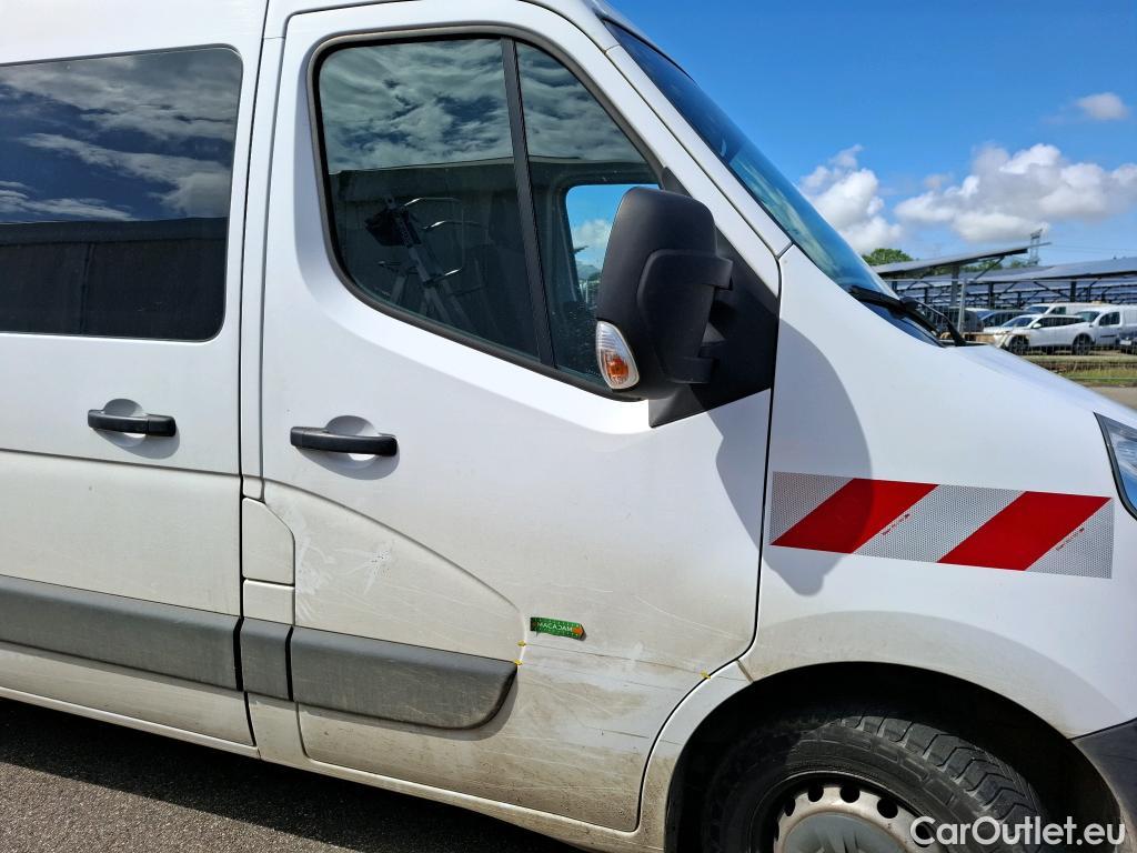 Renault  Master  III Fourgon L2H2 3 5 Grand Confort dCi #65