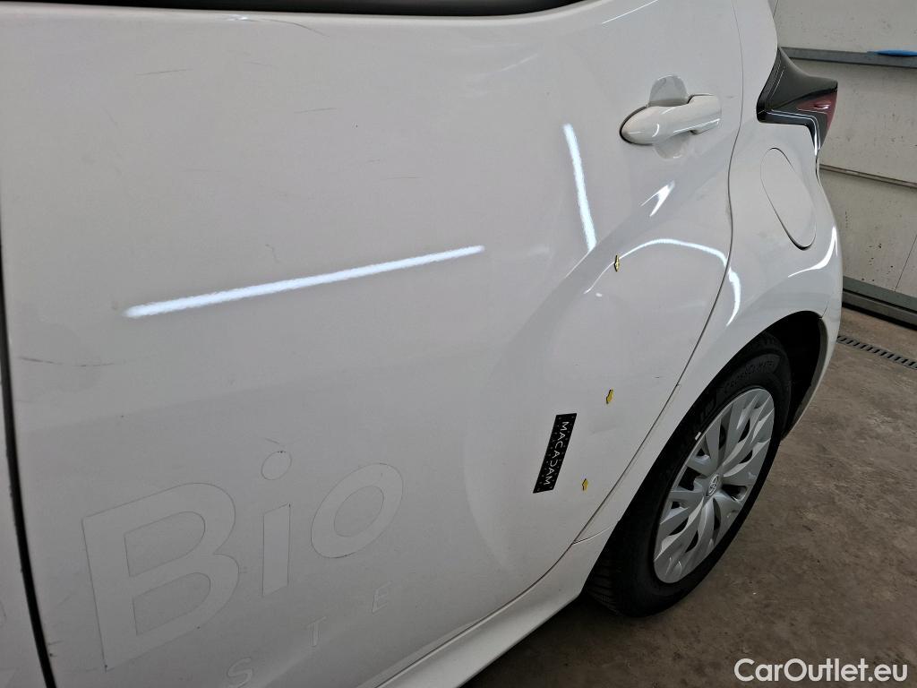  Toyota  Yaris  Hybride Affaires / 2019 / 5P / Berline / VU 1.5 Hybride 116h Dynamic Business #10