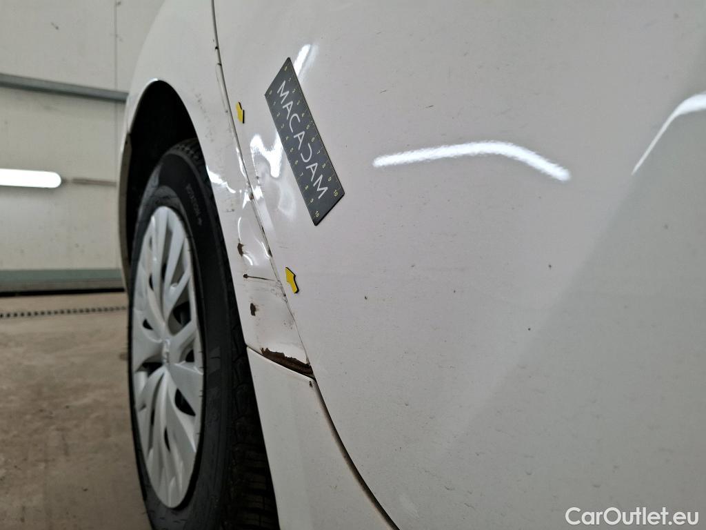  Toyota  Yaris  Hybride Affaires / 2019 / 5P / Berline / VU 1.5 Hybride 116h Dynamic Business #20