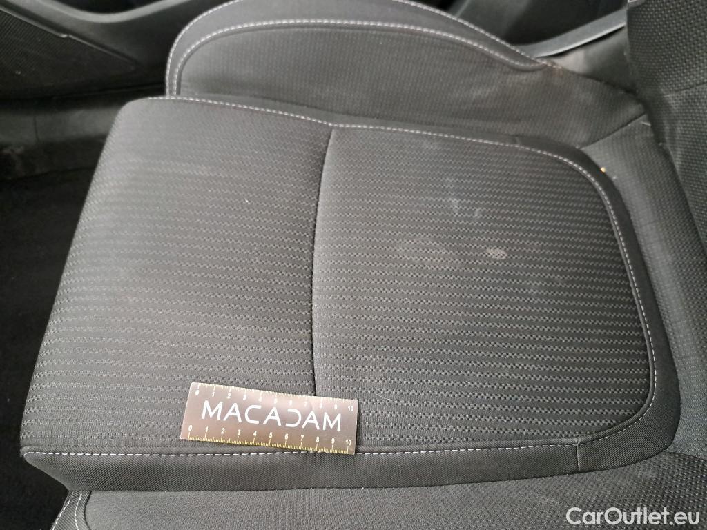  Renault  Megane RENAULT Mégane Société / 2020 / 5P / Berline / VU Air Nav 2P Blue dCi 115 -21B #22