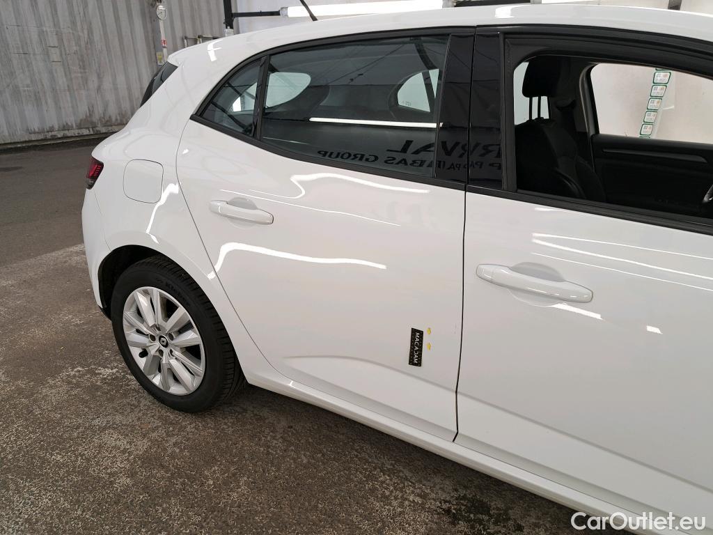  Renault  Megane RENAULT Mégane Société / 2020 / 5P / Berline / VU Air Nav 2P Blue dCi 115 -21B #16
