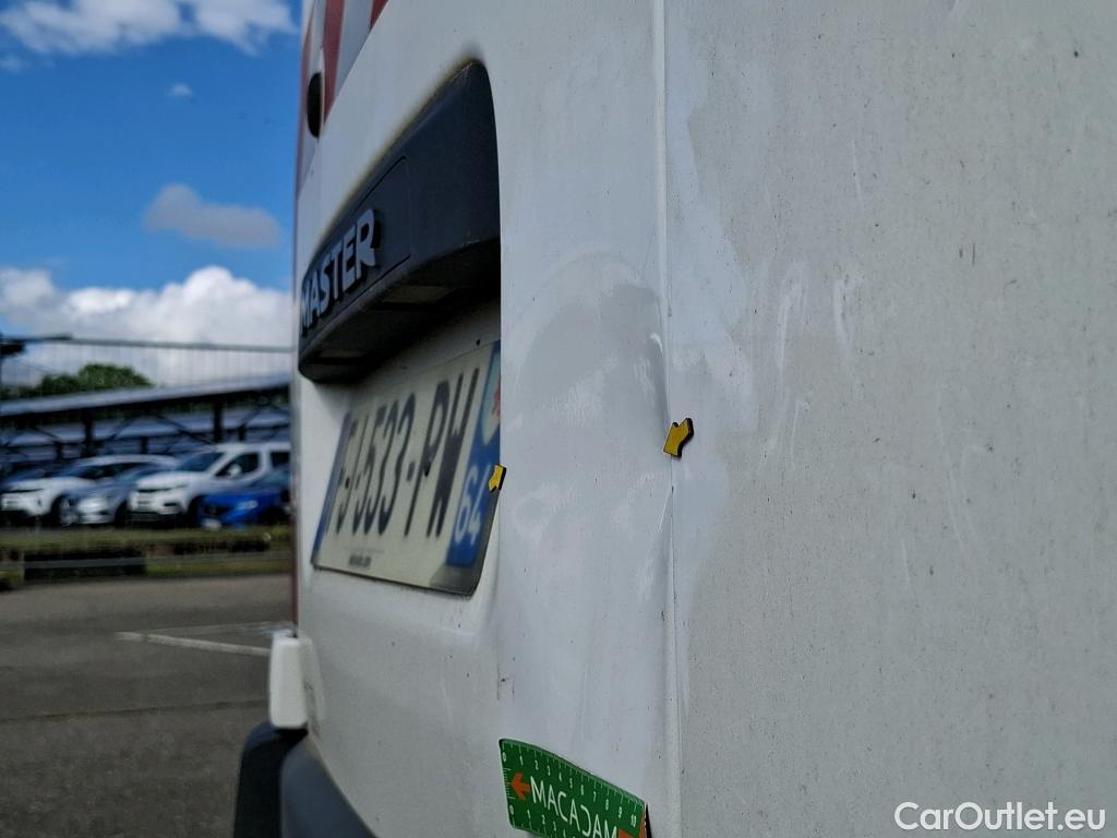  Renault  Master  III Fourgon L2H2 3 5 Grand Confort dCi #7