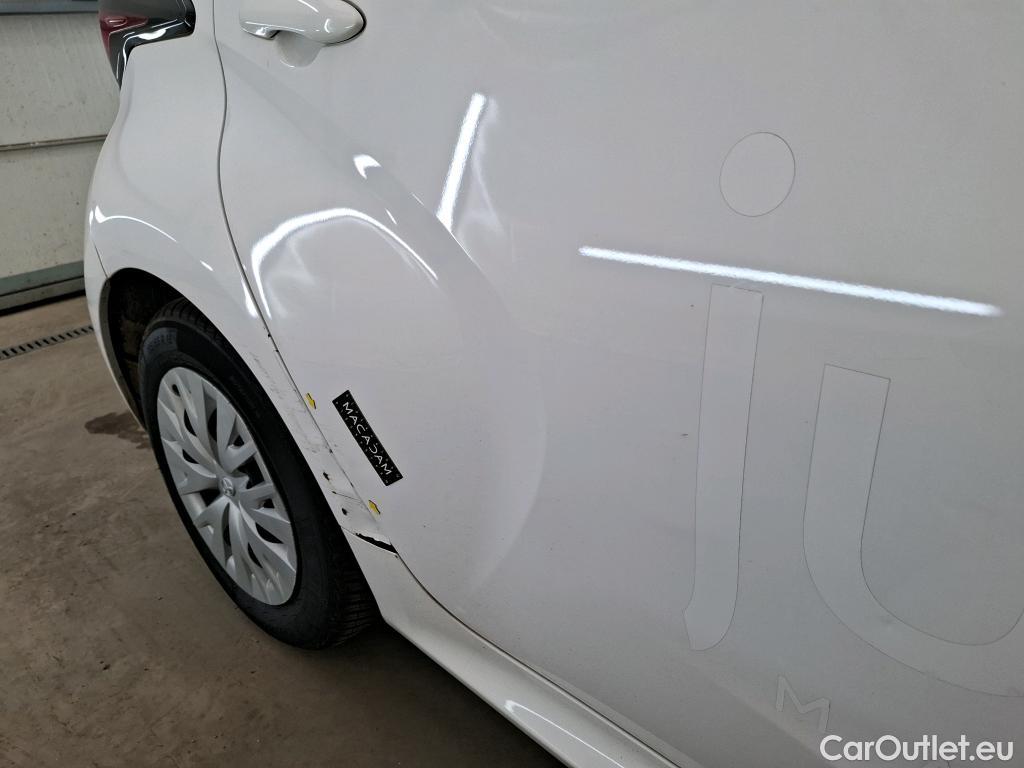  Toyota  Yaris  Hybride Affaires / 2019 / 5P / Berline / VU 1.5 Hybride 116h Dynamic Business #19