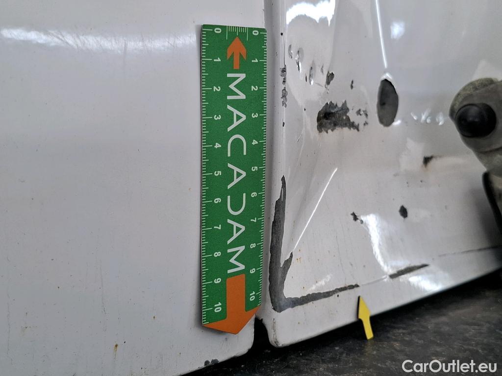  Citroen  Jumpy  Fourgon Club M 2.0 BlueHDi 120CV BVM6 E6dT #32