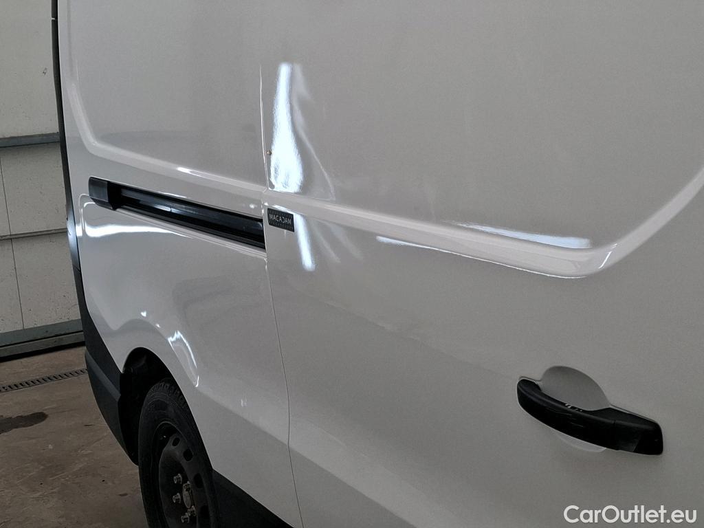  Renault  Trafic RENAULT  VU 4p Fourgon FG GCF L2H1 1300 dCi 120 #51