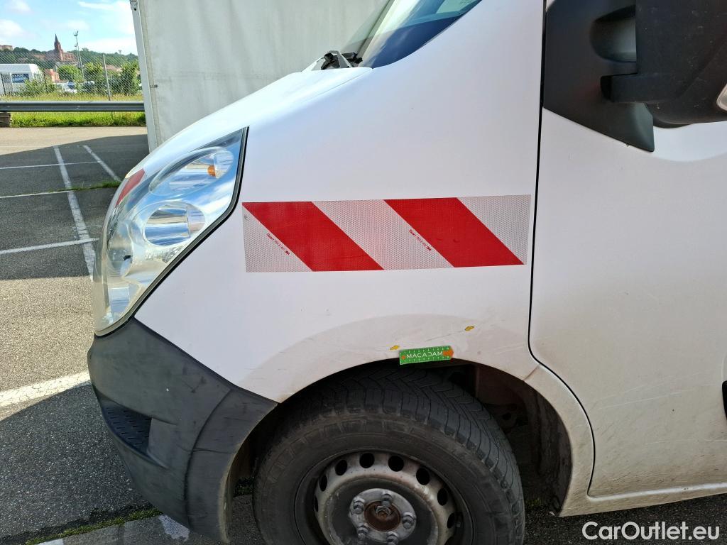  Renault  Master  III Fourgon L2H2 3 5 Grand Confort dCi #84