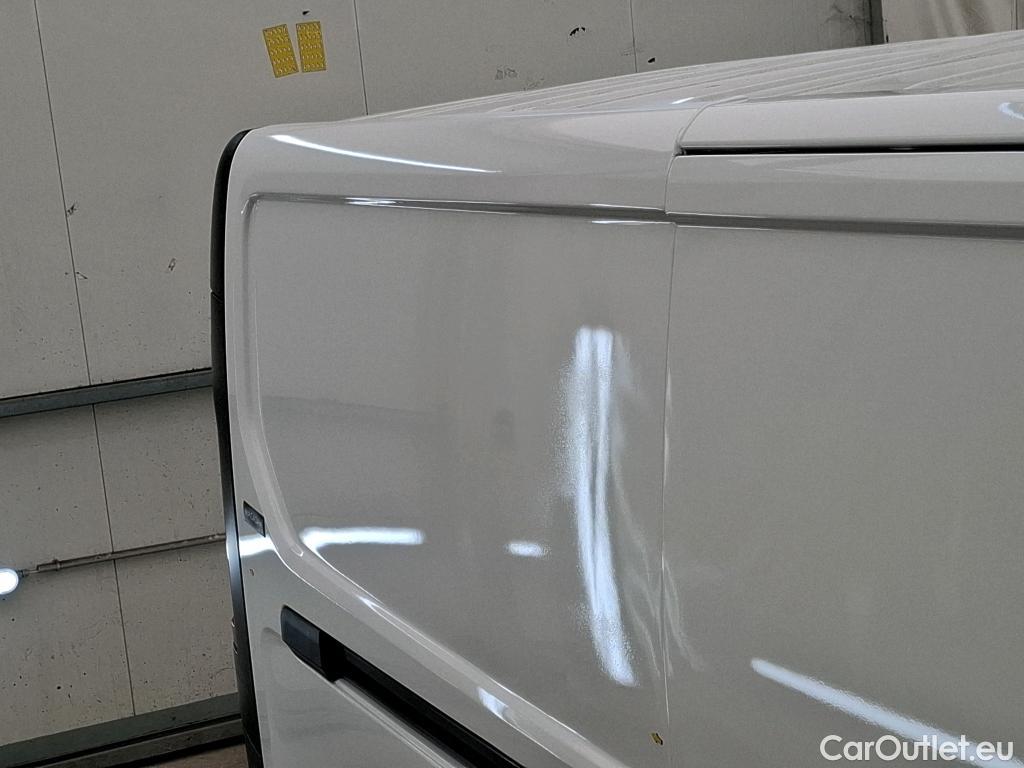  Renault  Trafic RENAULT  VU 4p Fourgon FG GCF L2H1 1300 dCi 120 #27