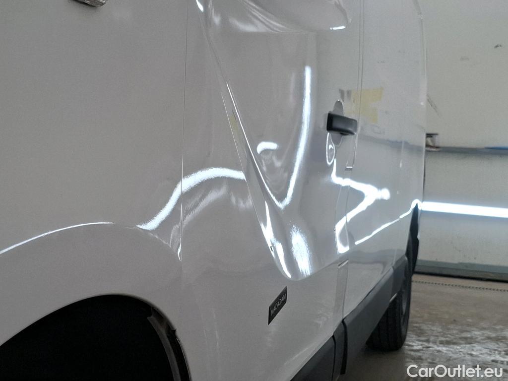  Renault  Trafic RENAULT  VU 4p Fourgon FG GCF L2H1 1300 dCi 120 #80