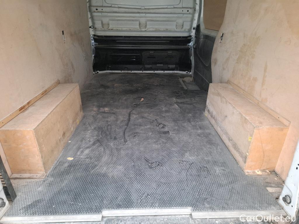  Renault  Trafic RENAULT  VU 4p Fourgon FG GCF L2H1 1300 dCi 120 #93