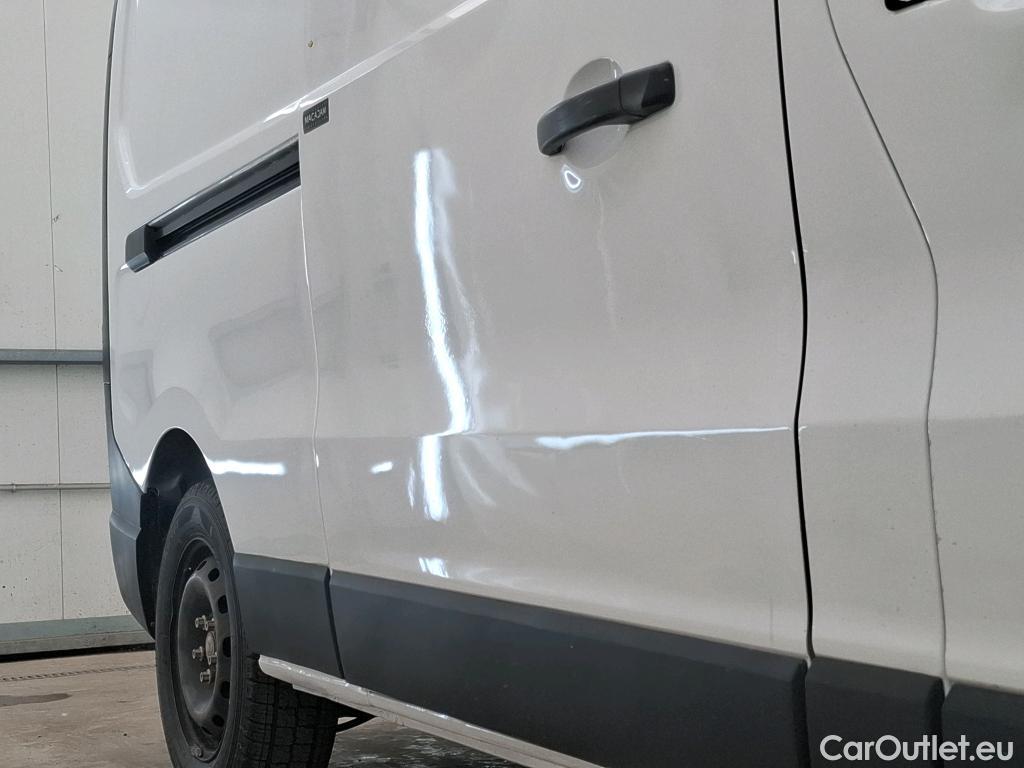 Renault  Trafic RENAULT  VU 4p Fourgon FG GCF L2H1 1300 dCi 120 #53